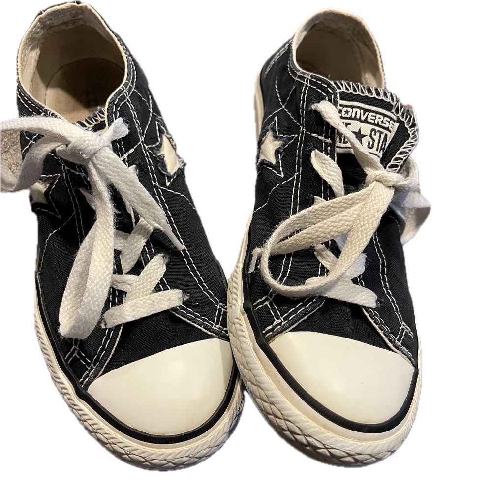 Sneakers (b1)